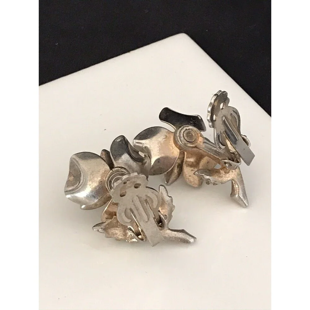 Vintage 1950s Floral Clip Earrings Gold Tone Pearl Enamel Mid Century - 1F